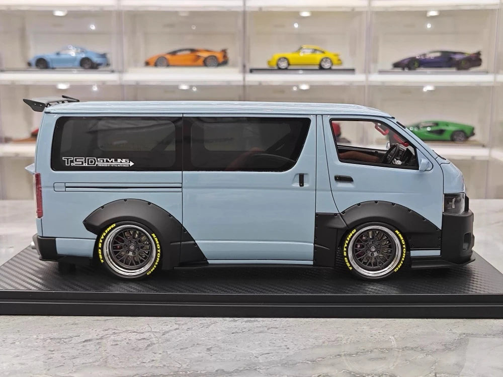 [Ignition] 1:18 Toyota 2023 Hiace TSD Works Blue Model Car Resin