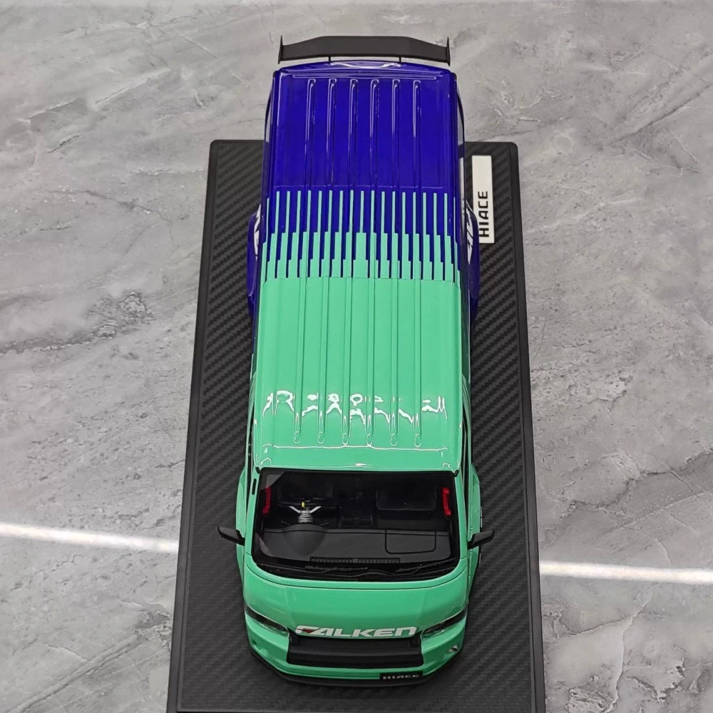[Ignition] 1:18 Toyota 2023 Hiace TSD Works Green Model Car Resin