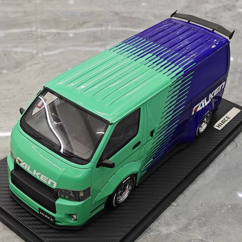 [Ignition] 1:18 Toyota 2023 Hiace TSD Works Green Model Car Resin