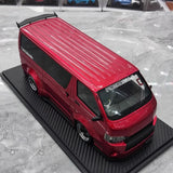 [Ignition] 1:18 Toyota 2023 Hiace TSD Works rood modelauto Hars