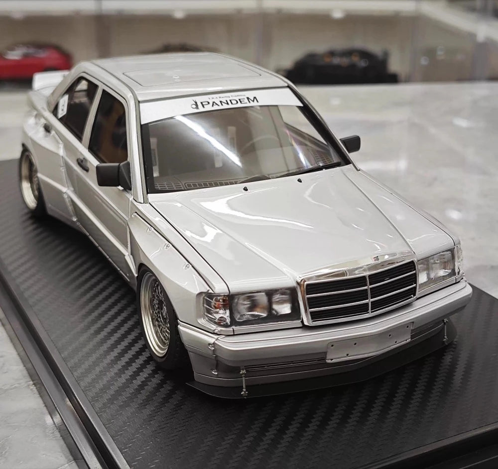 [Ignition] 1:18 Mercedes-Benz 1990 190E Pandem Rocket Bunny Silver Model Car Resin