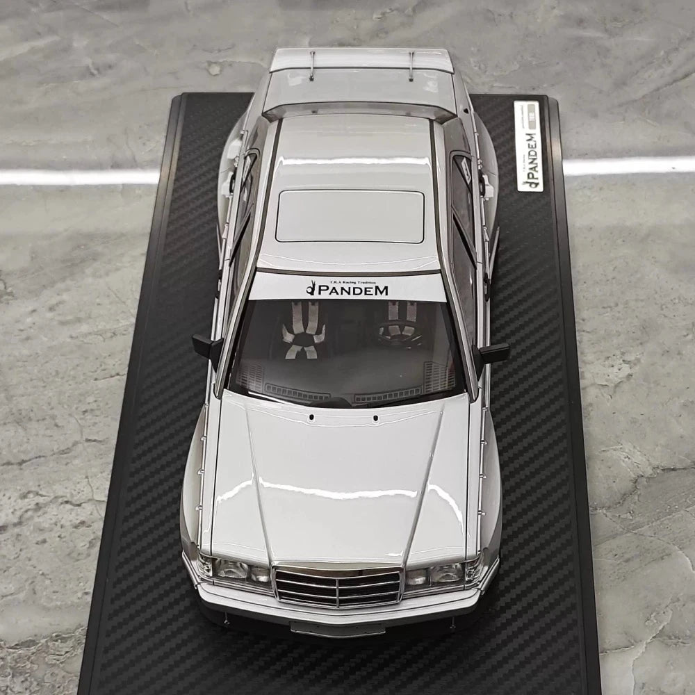 [Ignition] 1:18 Mercedes-Benz 1990 190E Pandem Rocket Bunny Silver Model Car Resin