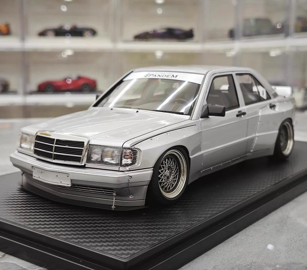 [Ignition] 1:18 Mercedes-Benz 1990 190E Pandem Rocket Bunny Silver Model Car Resin