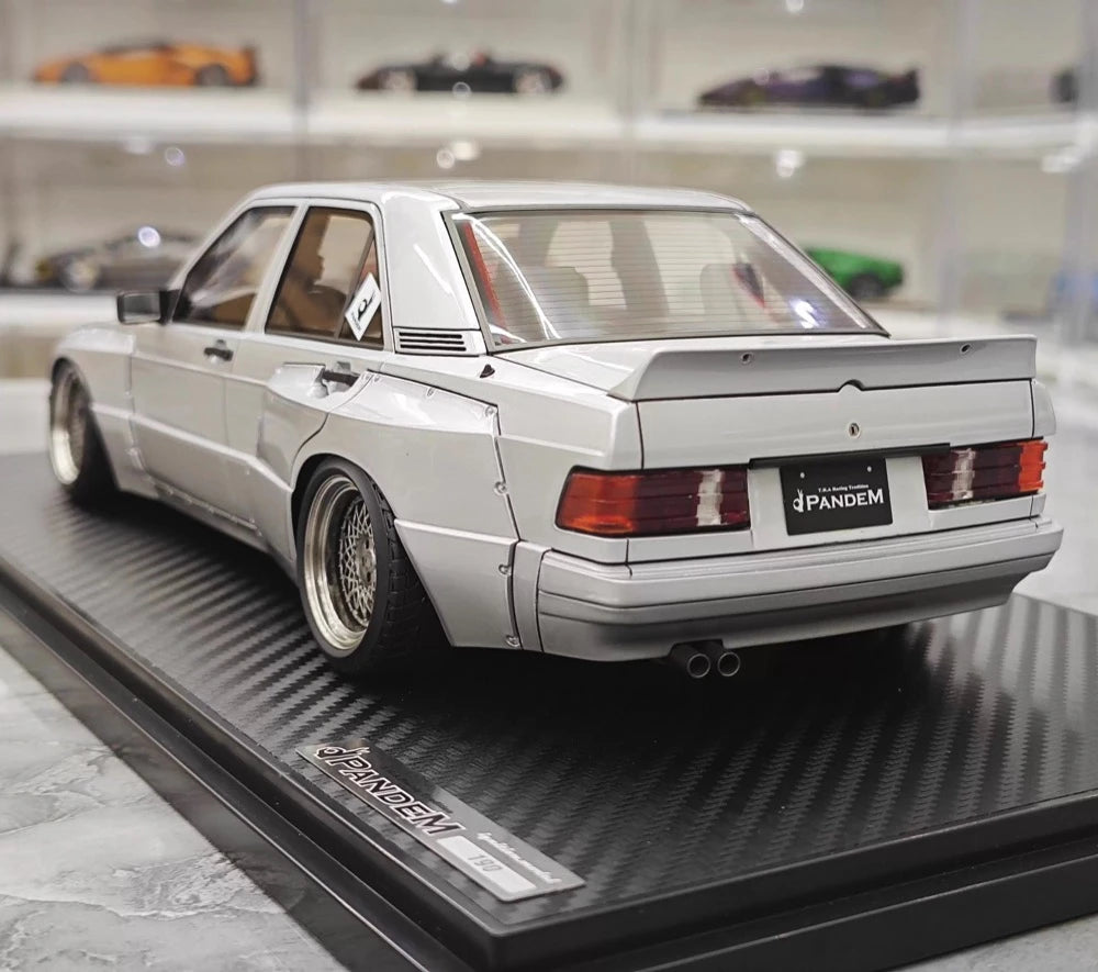 [Ignition] 1:18 Mercedes-Benz 1990 190E Pandem Rocket Bunny Silver Model Car Resin