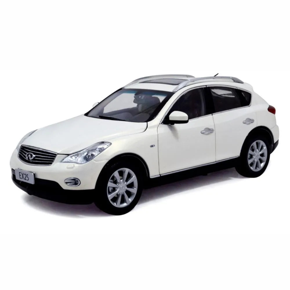 1:18 Infiniti 2011 EX25 Die Cast Model Car