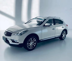 1:18 Infiniti 2015 QX50 Die Cast Model Car