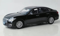1:18 Infiniti 2017 Q70L Die Cast Model Car