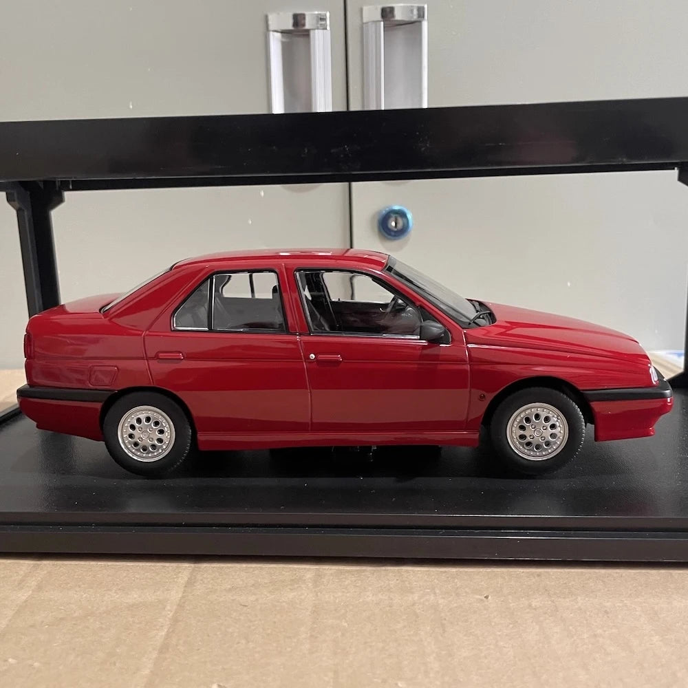 [KK Scale] 1:18 Alfa Romeo 1996 155 Red Model Car Die-Cast