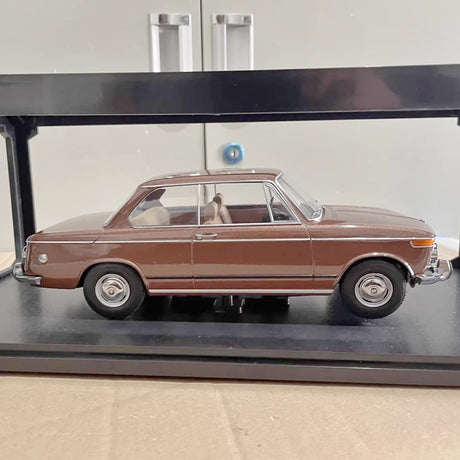 [KK échelle] 1:18 BMW 1970 2002 ti Diana marron voiture miniature Die-Cast