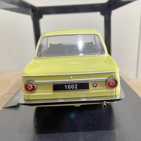 [KK échelle] 1:18 BMW 1971 1602 jaune voiture miniature Die-Cast