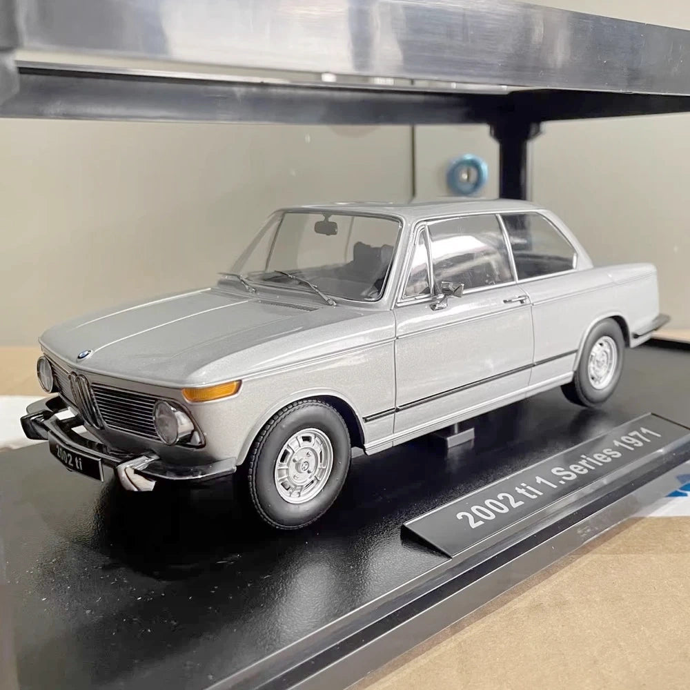 [KK Scale] 1:18 BMW 1971 2002 Ti Silver Model Car Die-Cast