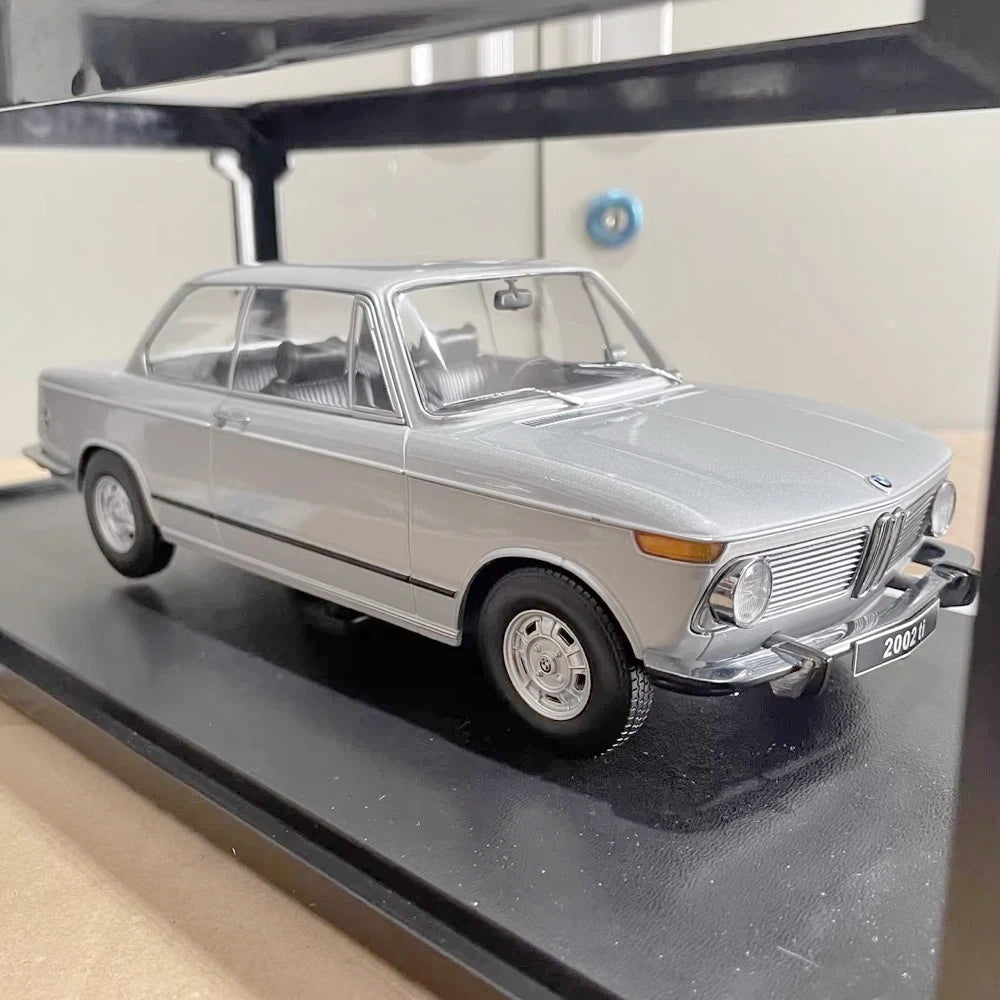 [KK Scale] 1:18 BMW 1971 2002 Ti Silver Model Car Die-Cast