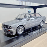 [KK Skala] 1:18 BMW 1988 E30 Alpina C2 2.7 grå modellbil Die-Cast