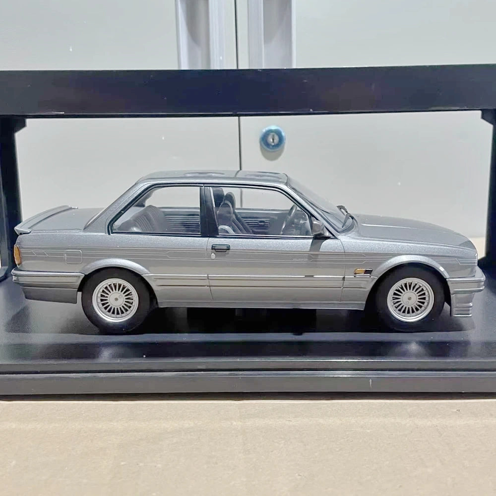 [KK Scala] 1:18 BMW 1988 E30 Alpina C2 2.7 grigio modellino di auto Die-Cast