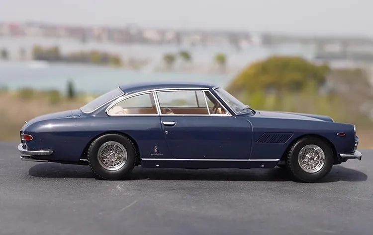 [KK Scale] 1:18 Ferrari 1964 330 GT 2+2 Series I Blue Model Car Die-Cast