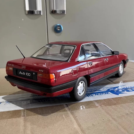 [KK Schaal] 1:18 Audi 1989 100 C3 rood modelauto Die-Cast
