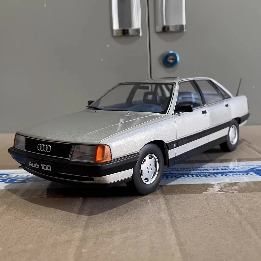 [KK Schaal] 1:18 Audi 1989 100 C3 zilver modelauto Die-Cast