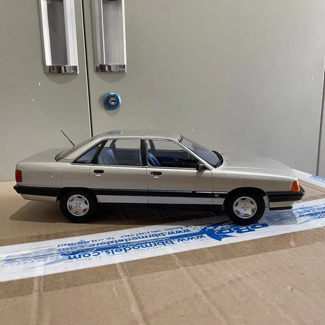 [KK Schaal] 1:18 Audi 1989 100 C3 zilver modelauto Die-Cast