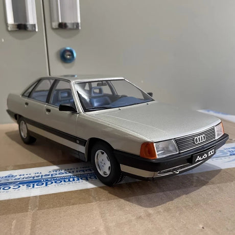 [KK Schaal] 1:18 Audi 1989 100 C3 zilver modelauto Die-Cast
