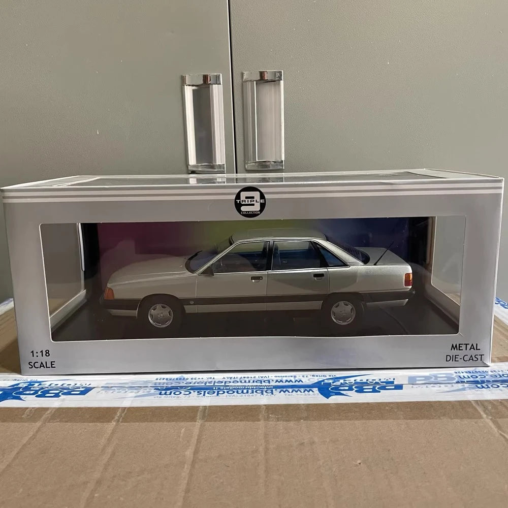 [KK Schaal] 1:18 Audi 1989 100 C3 zilver modelauto Die-Cast