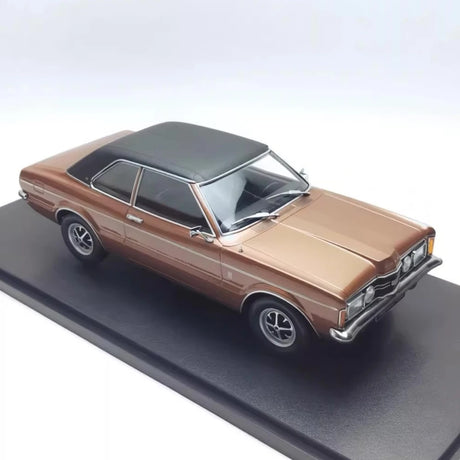 [KK Schaal] 1:18 Ford 1971 Taunus GXL bruin modelauto Die-Cast