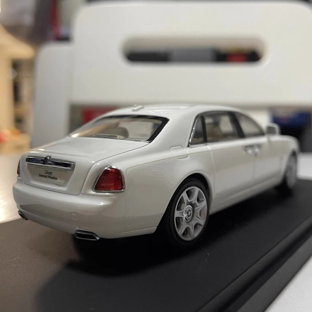 [Kyosho] 1:43 Rolls-Royce 2009 Ghost White Model Car Die-Cast