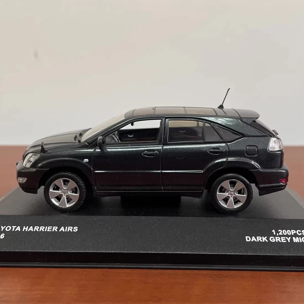 [Kyosho] 1:43 Toyota 2006 Harrier XU30 Black Model Car Die-Cast