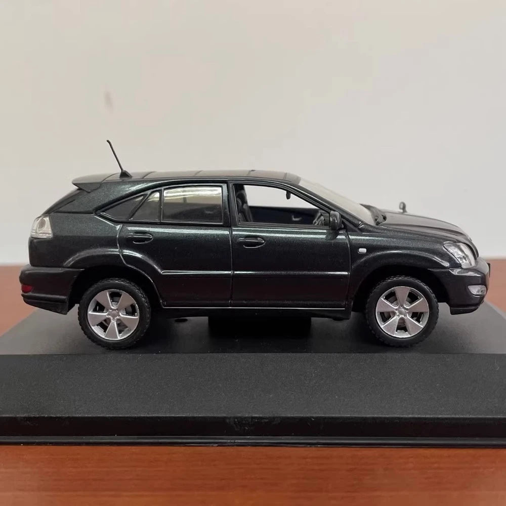 [Kyosho] 1:43 Toyota 2006 Harrier XU30 Black Model Car Die-Cast