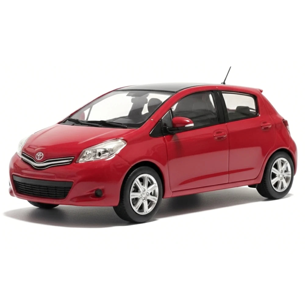 [Kyosho] 1:43 Toyota 2010 Yaris XP130 Red Model Car Die-Cast