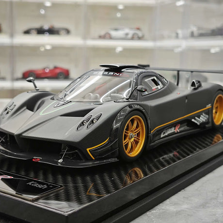 Kash Pagani 2009 Zonda R Matte Black 1:18 – Modello in resina collezionabile