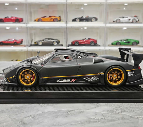 Kash Pagani 2009 Zonda R Matte Black 1:18 – Modello in resina collezionabile