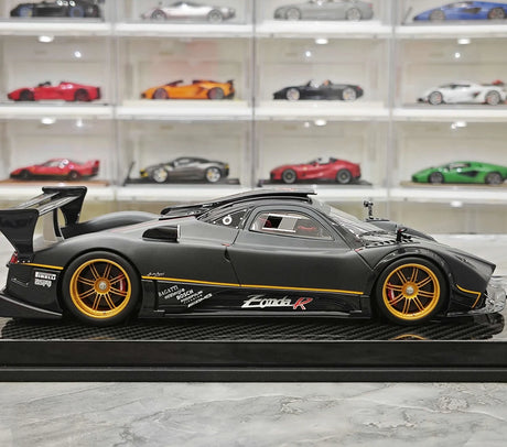 Kash Pagani 2009 Zonda R Matte Black 1:18 – Modello in resina collezionabile