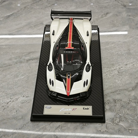 Kash Pagani 2009 Zonda R White 1:18 – Resina modello in resina collezionabile