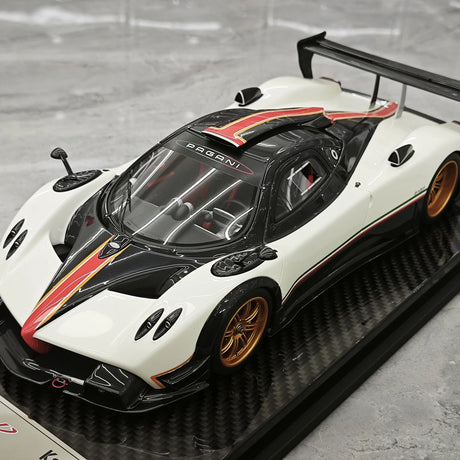 Kash Pagani 2009 Zonda R White 1:18 – Resina modello in resina collezionabile