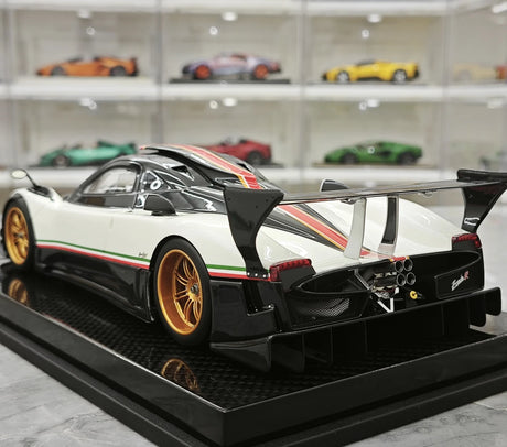 Kash Pagani 2009 Zonda R White 1:18 – Resina modello in resina collezionabile