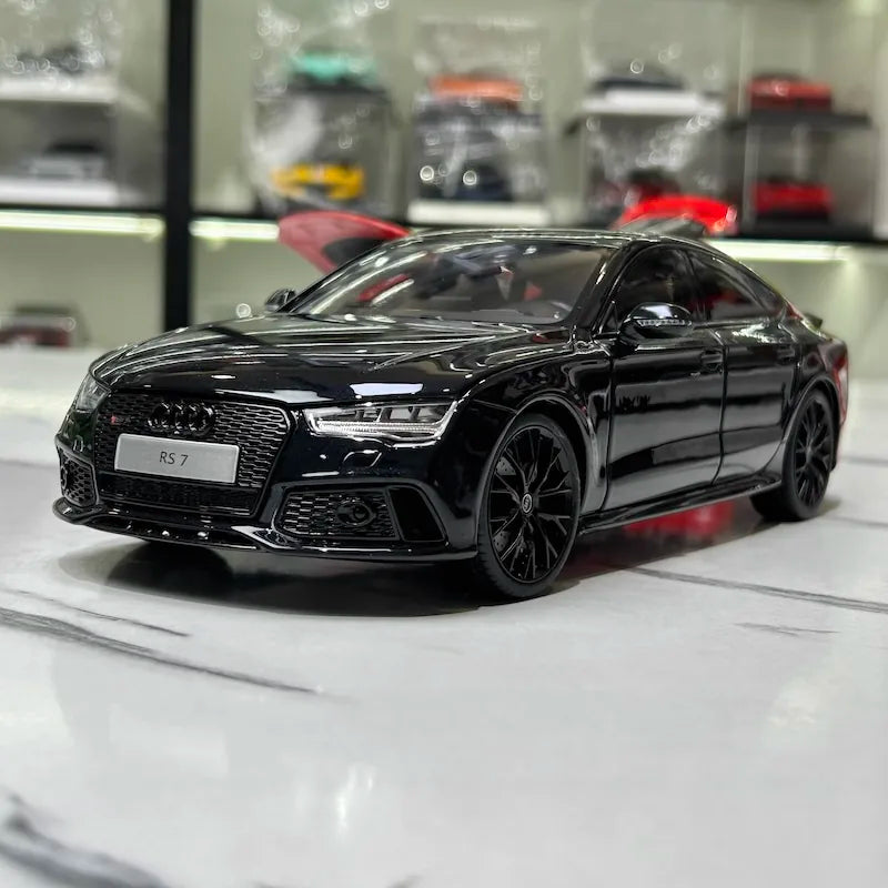[KengFai] 1:18 Audi 2013 RS7 Sportback C7 Black Model Car Die-Cast