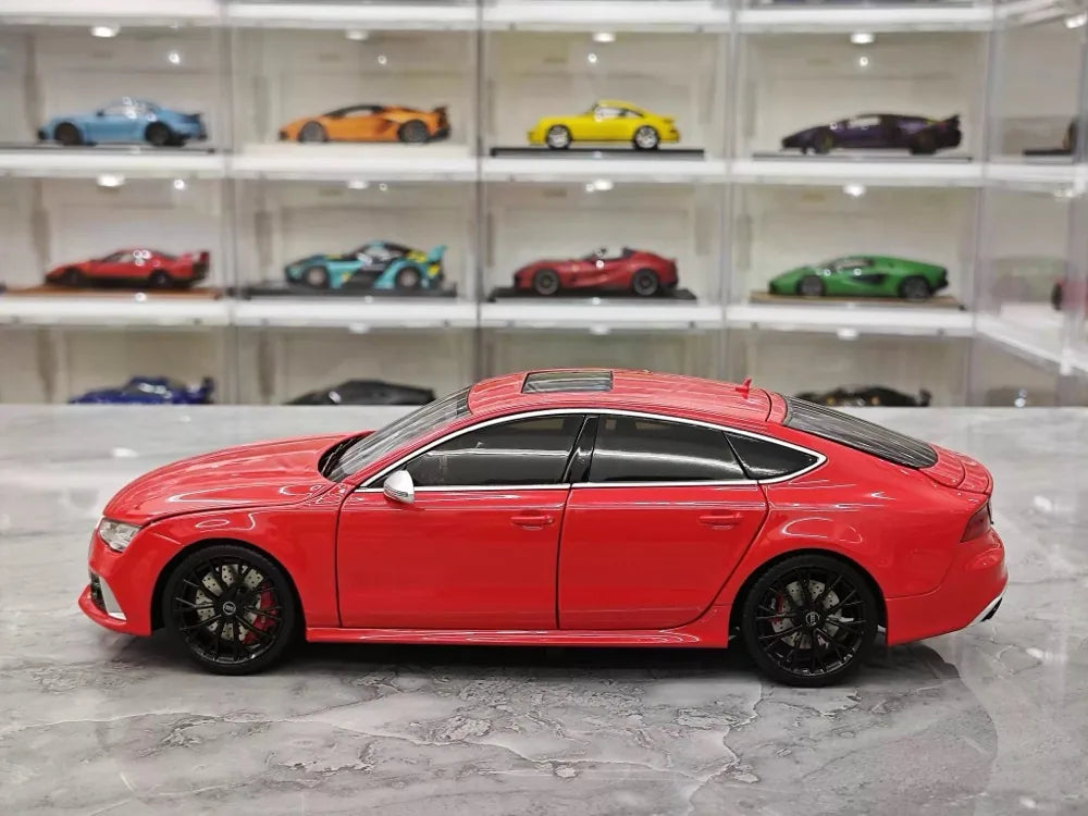 [KengFai] 1:18 Audi 2013 RS7 Sportback C7 Red Model Car Die-Cast