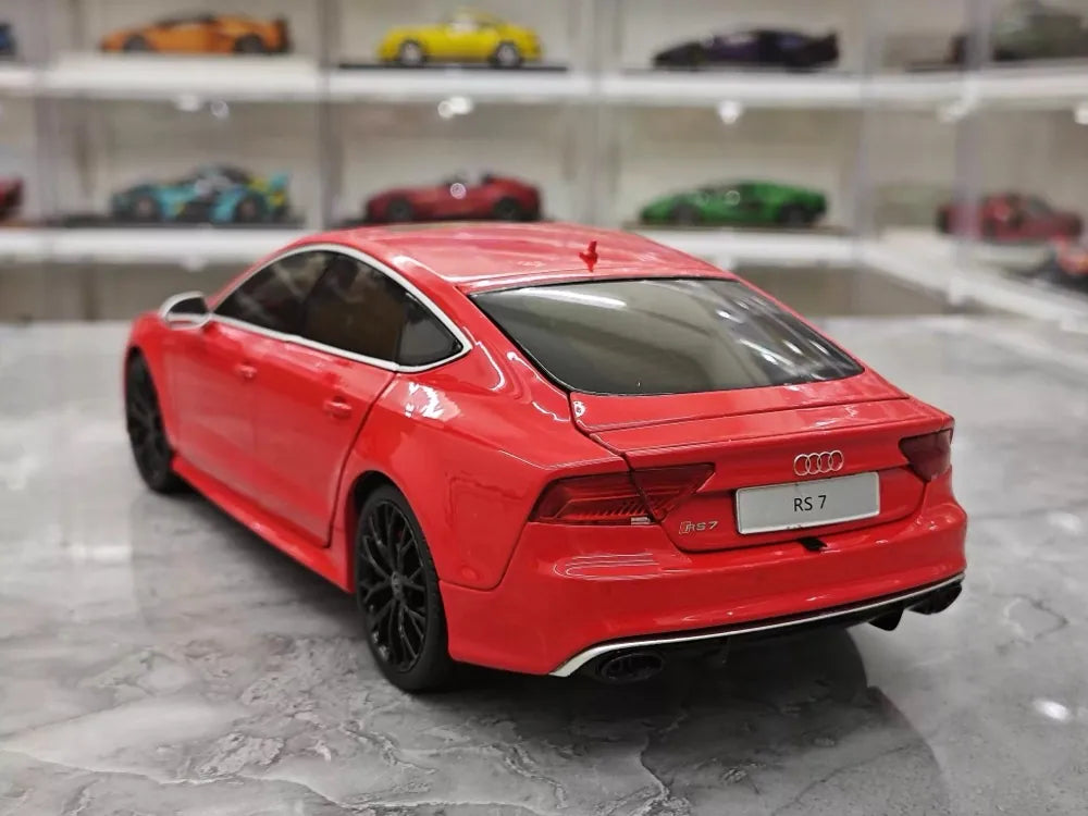 [KengFai] 1:18 Audi 2013 RS7 Sportback C7 Red Model Car Die-Cast