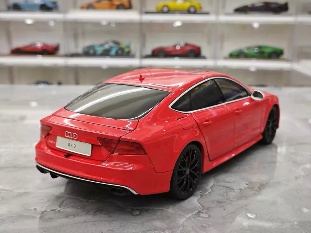 [KengFai] 1:18 Audi 2013 RS7 Sportback C7 Red Model Car Die-Cast