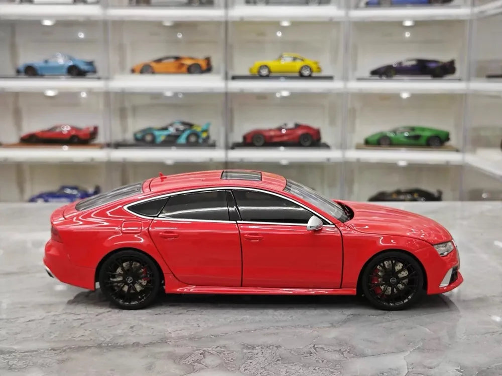 [KengFai] 1:18 Audi 2013 RS7 Sportback C7 Red Model Car Die-Cast