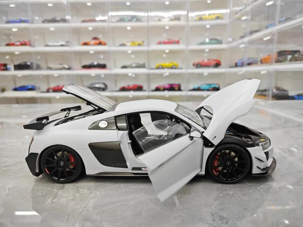 [KengFai] 1:18 Audi 2021 R8 GT RWD White Model Car Die-Cast