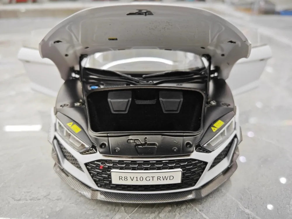 [KengFai] 1:18 Audi 2021 R8 GT RWD White Model Car Die-Cast
