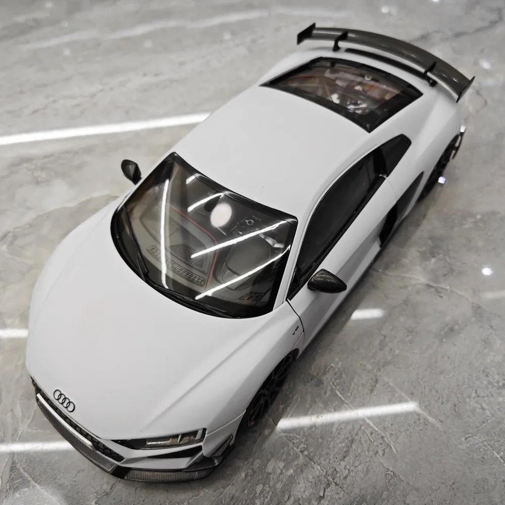 [KengFai] 1:18 Audi 2021 R8 GT RWD valkoinen pienoismalli Die-Cast