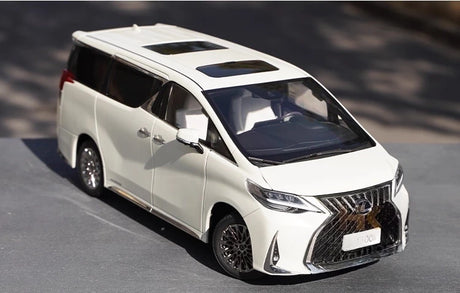 [KengFai] 1:18 Lexus 2020 LM 300h White Model Car Die-Cast