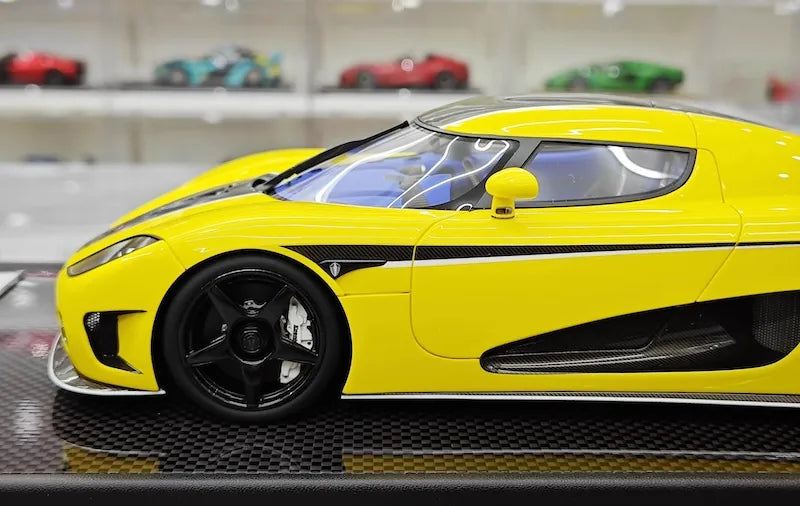 1:18 Koenigsegg 2006 CCX Die Cast Model Car