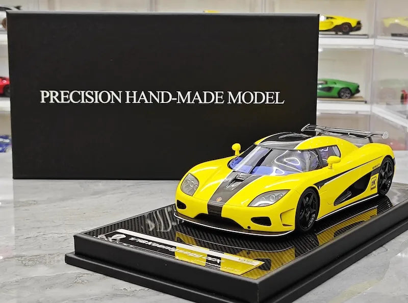 1:18 Koenigsegg 2006 CCX Die Cast Model Car