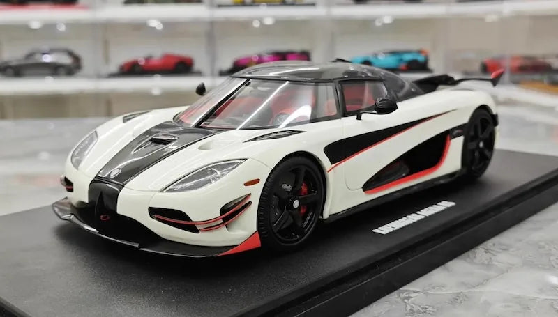 1:18 Koenigsegg 2016 Agera RS Die Cast Model Car