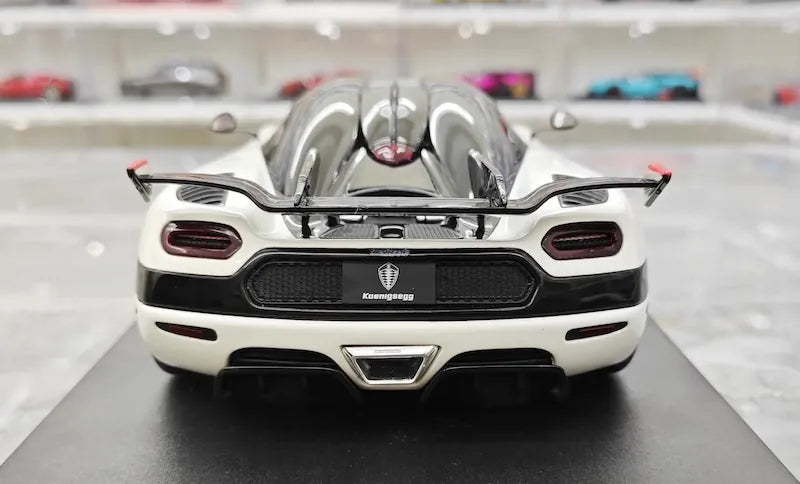 1:18 Koenigsegg 2016 Agera RS Die Cast Model Car
