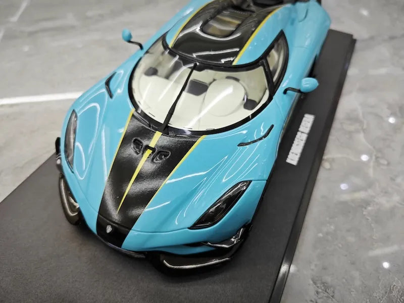 1:18 Koenigsegg 2020 Regera Die Cast Model Car