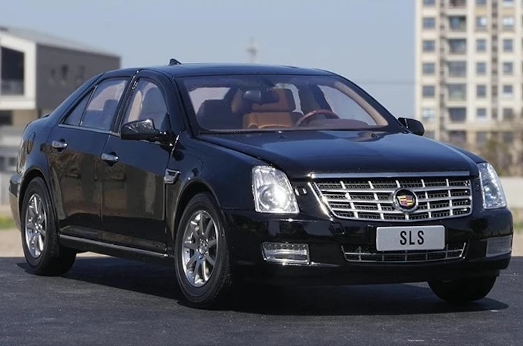 [Kyosho] 1:18 Cadillac 2008 STS Black Model Car Die-Cast